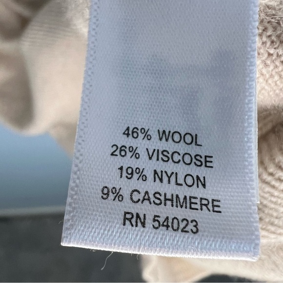 Banana Republic cashmere wool blend Sleeveless Sweater Wrap Sz M Beige Casual - Picture 6 of 9